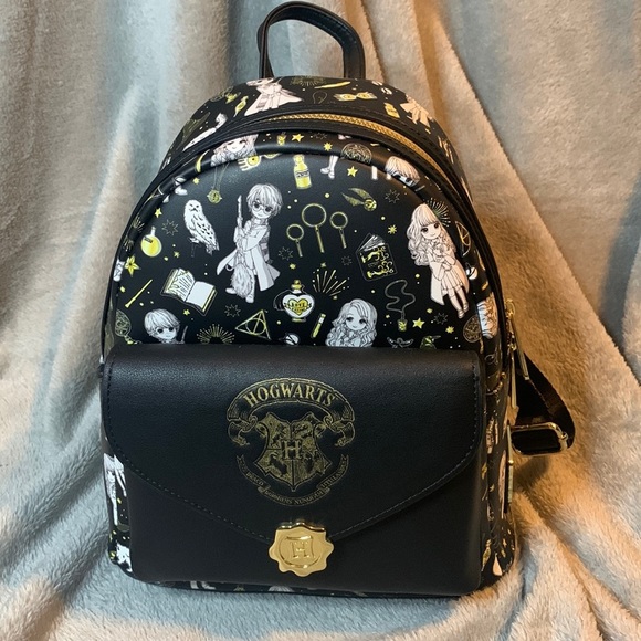NWT Loungefly Harry Potter Magical Elements Mini Backpack - Picture 1 of 5